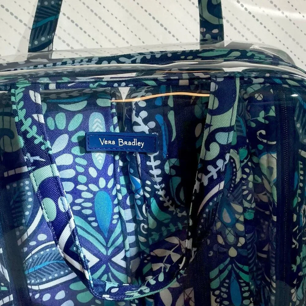 Brand New Vera Bradley Travel Toiletry/Cosmetic Case - Picture 3 of 4